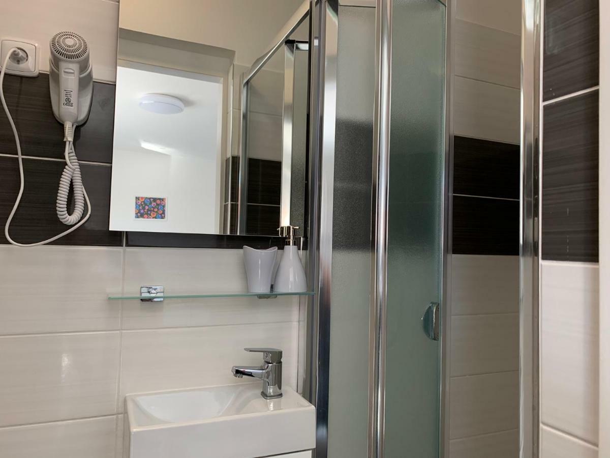 Mikulov Inn - Apartments Slunce Kültér fotó
