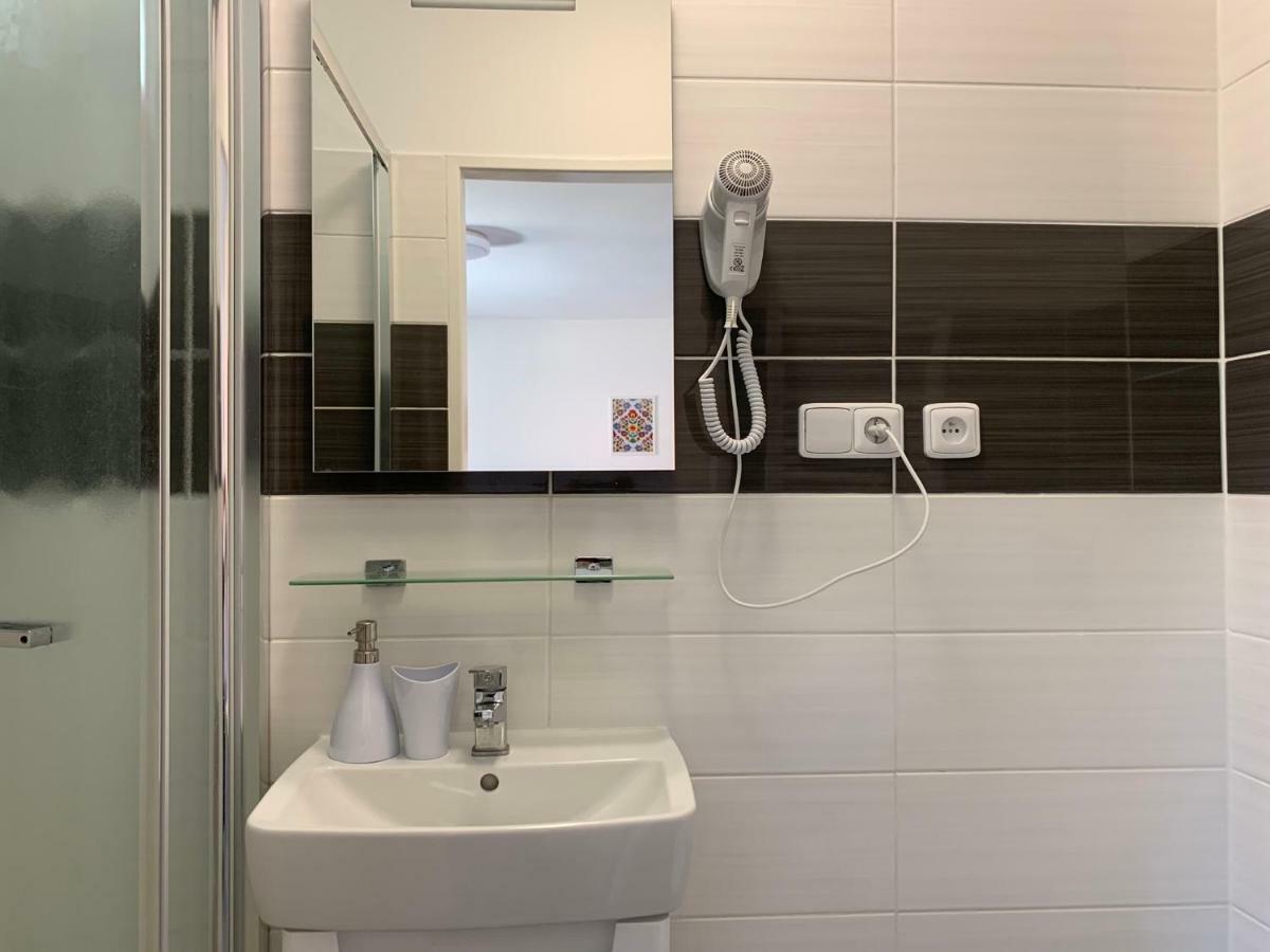Mikulov Inn - Apartments Slunce Kültér fotó