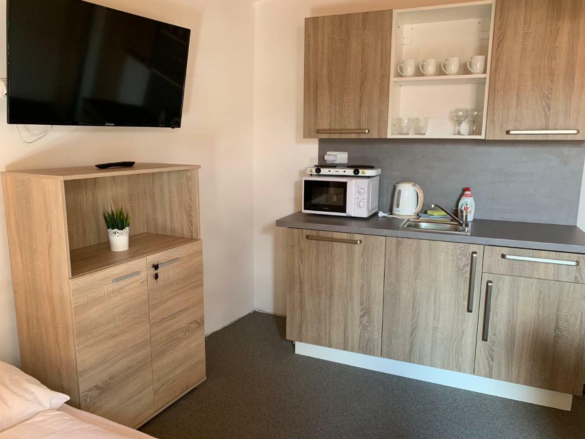 Mikulov Inn - Apartments Slunce Kültér fotó